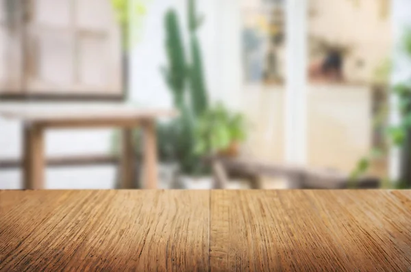 Mesa Madera Vacía Con Fondo Borroso Restaurante — Foto de Stock