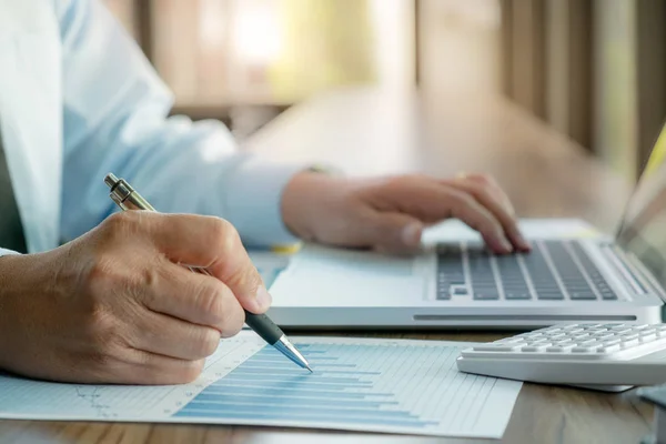 Auditor Financial Inspector Working Business Sales Report — Stock Photo, Image