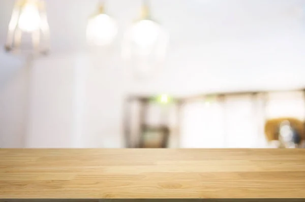 bulanık montaj kafe Cafe arka plan ile boş ahşap masa