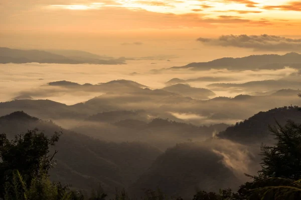 Hermoso Amanecer Doi Kart Phee Remota Zona Montañosa Chiang Rai — Foto de Stock