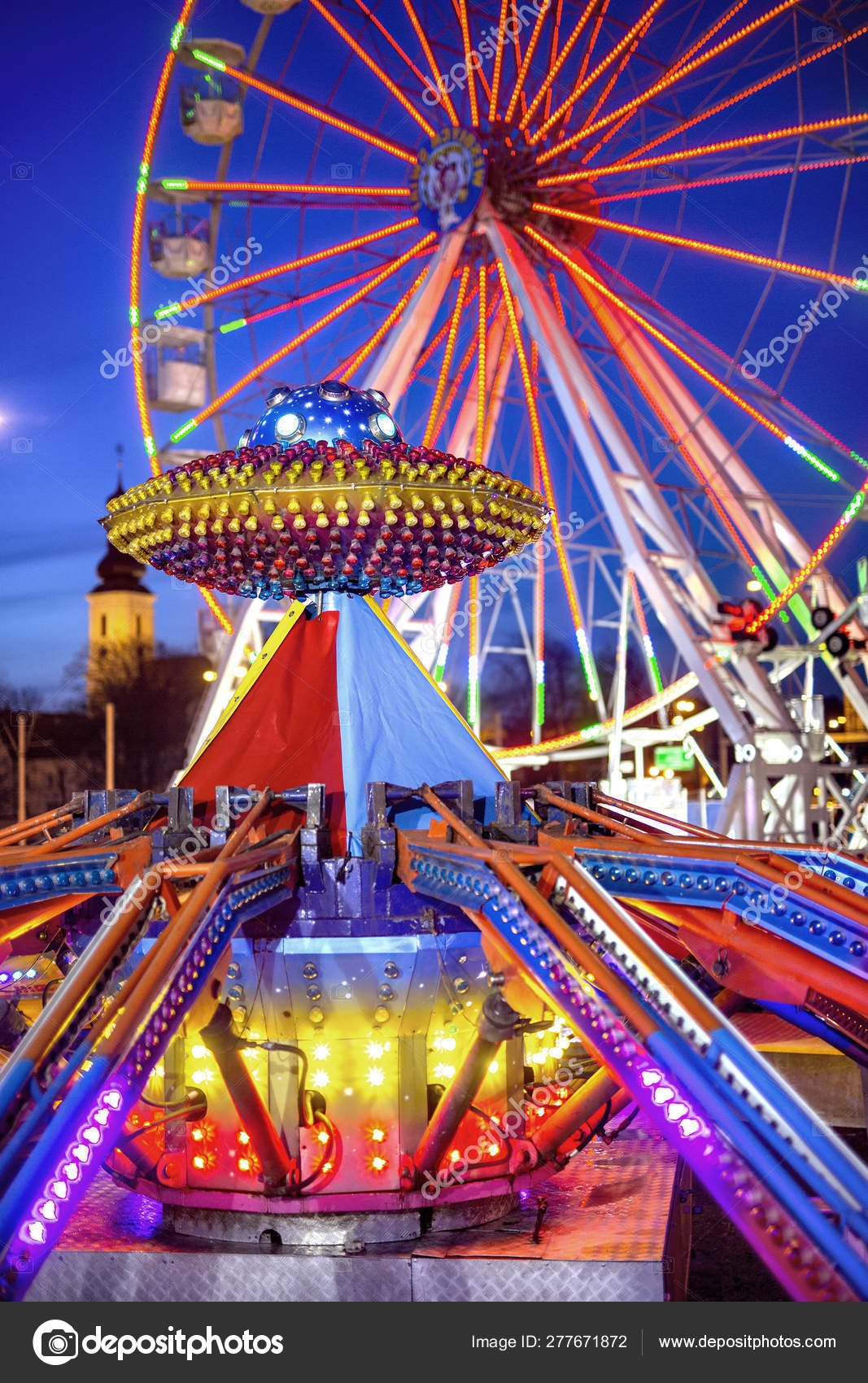 Amusement park in the night Stock Photo by ©DarioStudios 277671872