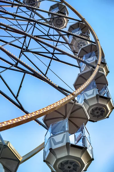 Amusement park in the night - ferris wheel — Stock Photo, Image