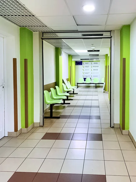 Corridor in waiting room at old hospital — Stock Photo, Image