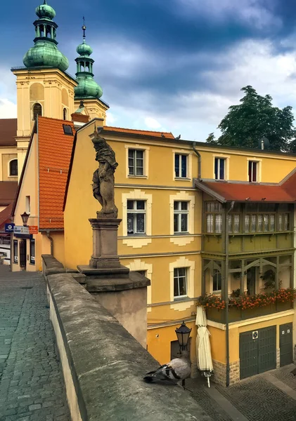 Klodzko, barock replik av Karlsbron i Prag — Stockfoto