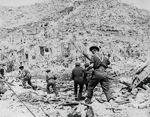 蒙太尔 卡西诺的巴特尔1944年蒙太尔 卡西诺的巴特尔 — 图库照片