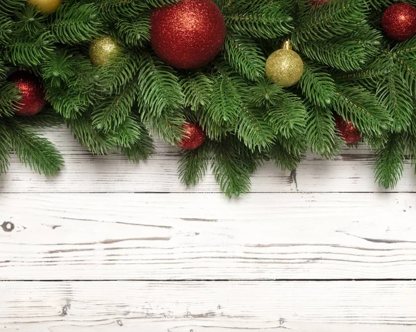 Decorazione natalizia su sfondo di legno. Posa piatta . — Foto Stock