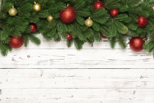 Decorazione natalizia su sfondo di legno. Posa piatta . — Foto Stock