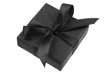 Hediye kutusu kapalı, beyaz arkaplanda izole edilmiş. Zarif siyah hediye kutusu, Noel için hediye.