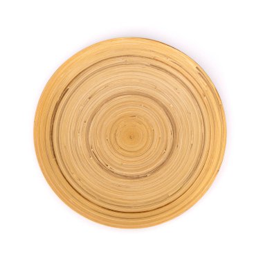 Beyaz arka planda izole edilmiş boş ahşap kaseler. Ahşap kasenin üstü. Koleksiyon.