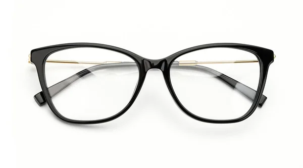 Beyaz arka planda izole edilmiş siyah gözlük — Stok fotoğraf