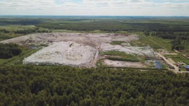 Topluluk katı atık düzenli depolama ve sıhhi çöp. Drone 1 uçan gelen hava