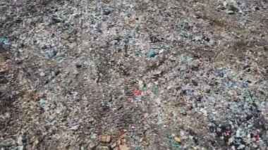 Topluluk katı atık düzenli depolama ve sıhhi çöp. Uçak 4 uçan gelen hava