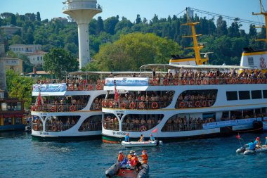 2018 Samsung Boğaz'ın çapraz-Continental yüzme yarışı Istanbul - Türkiye 2018 Samsung boğaz çapraz-Continental yüzme yarışı Istanbul - Türkiye