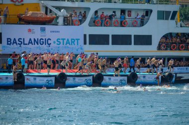2018 Samsung Boğaz'ın çapraz-Continental yüzme yarışı Istanbul - Türkiye 2018 Samsung boğaz çapraz-Continental yüzme yarışı Istanbul - Türkiye