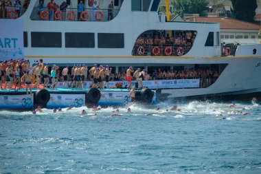 2018 Samsung Boğaz'ın çapraz-Continental yüzme yarışı Istanbul - Türkiye 2018 Samsung boğaz çapraz-Continental yüzme yarışı Istanbul - Türkiye