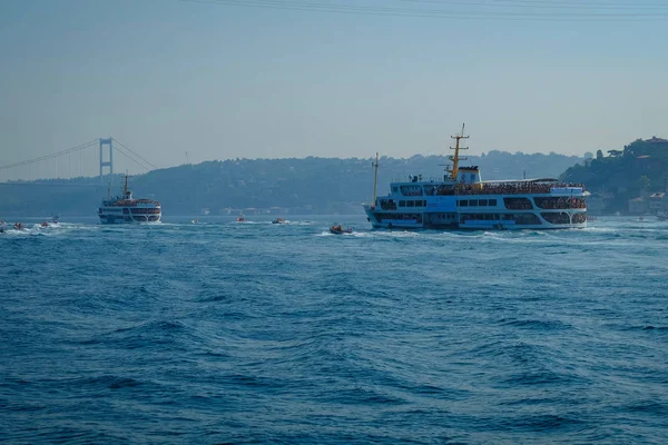 2018 Samsung Boğaz'ın çapraz-Continental yüzme yarışı Istanbul - Türkiye 2018 Samsung boğaz çapraz-Continental yüzme yarışı Istanbul - Türkiye