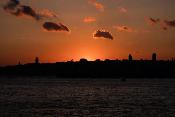 Vista Panaromic Cidade Istambul Dos Steamboats Pôr Sol Torre Galata — Fotografia de Stock