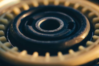 Karmaşık mekanizmanın bir kısmı yakın çekimdir..