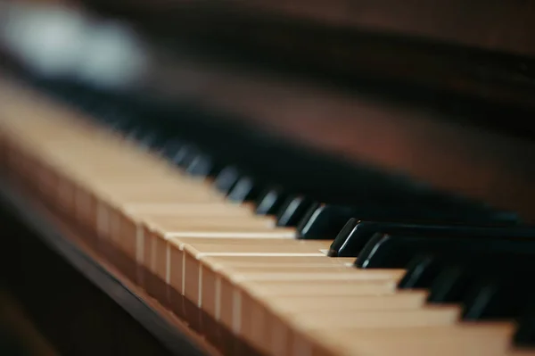 Llaves Viejo Piano Borroso Instrumento Musical Antiguo Con Caja Madera — Foto de Stock