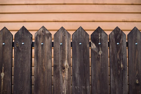 Pointed Wooden Fence Backdrop House Surface Siding Background Image Wooden — Stock Photo, Image