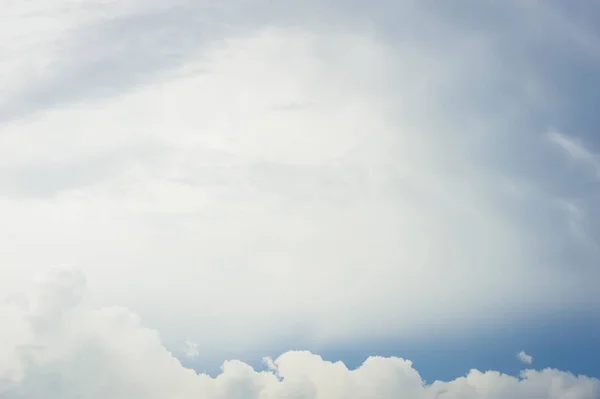 Paisagem Nublada Consistindo Céu Azul Nuvens Brancas Macias Suaves — Fotografia de Stock