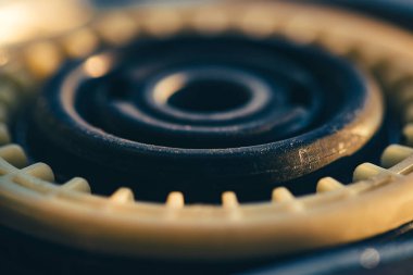 Karmaşık mekanizmanın bir kısmı yakın çekimdir..