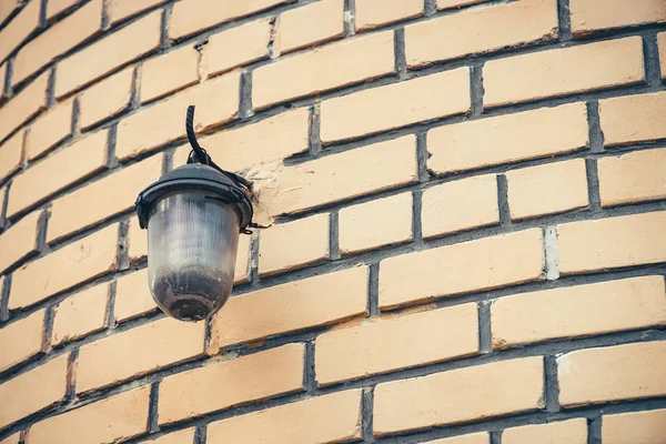 Retro Straat Lamp Beige Bakstenen Muur Van Gebouw Close Met — Stockfoto