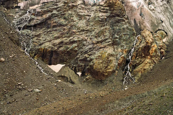 Dev Buzulun Etekleri Kar Buz Ile Inanılmaz Kayalık Kabartma Küçük — Stok fotoğraf