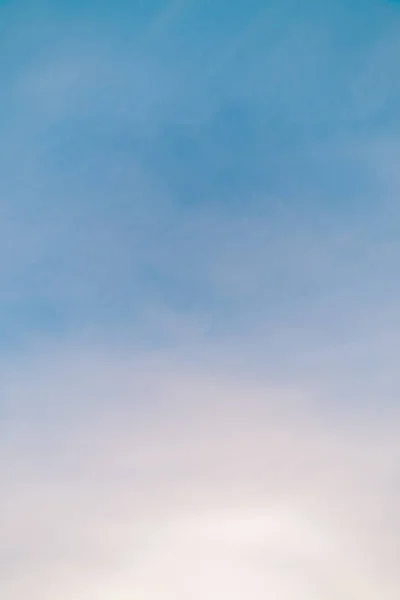 Dia Azul Céu Claro Com Nuvens Luz Suave Gradiente Branco — Fotografia de Stock