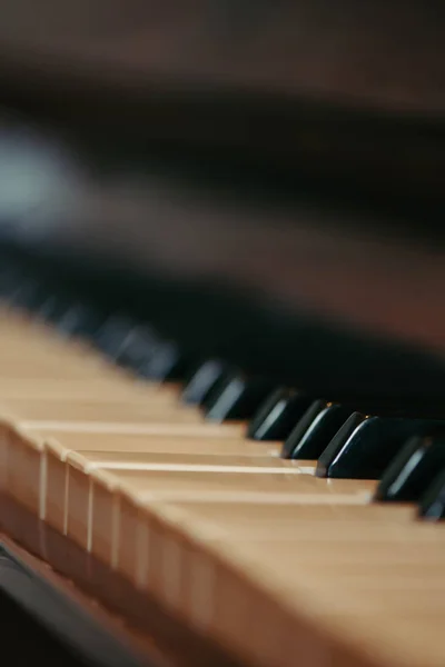 Ключі Від Старого Піаніно Розмитому Стані Музичний Стародавній Інструмент Дерев — стокове фото