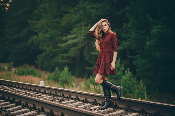 Beautiful Girl Curly Natural Hair Enjoy Nature Forest Railway — Stock Photo, Image