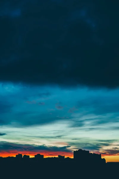 Cityscape Wonderful Varicolored Vivid Dawn Amazing Dramatic Multicolored Cloudy Sky — Stock Photo, Image