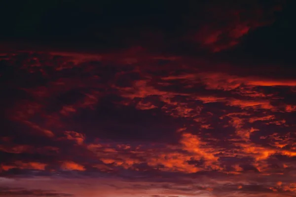 Ardiente Amanecer Vampiro Sangre Roja Increíble Cálido Fuego Dramático Cielo — Foto de Stock