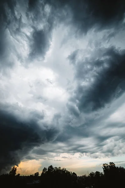 Textura Paisagem Nebulosa Dramática Nuvens Trovoada Pesadas Escuras Antes Chuva — Fotografia de Stock