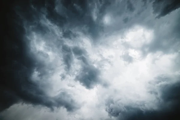 Drámai Felhő Textúra Sötét Erős Vihar Felhők Eső Előtt — Stock Fotó