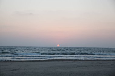 Goa Plajı'nda muhteşem günbatımı