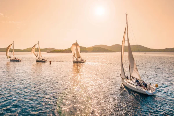 Four Sailing Boats Windward Buoy Racing — Stock Photo, Image