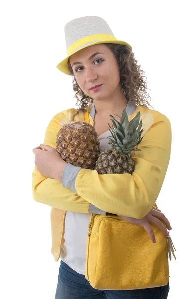 Schöne Junge Frau Mit Ananas Isoliert Auf Weiß — Stockfoto