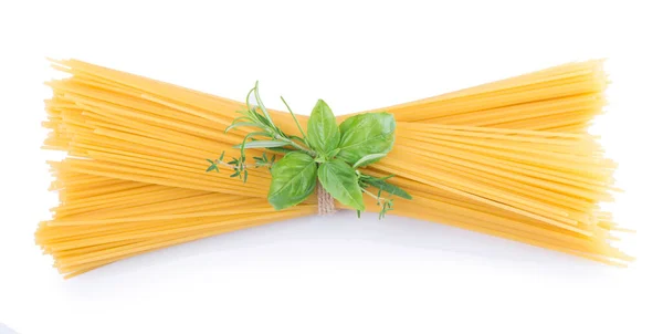 Spagetti Friss Fűszerekkel Fehér Alapon — Stock Fotó