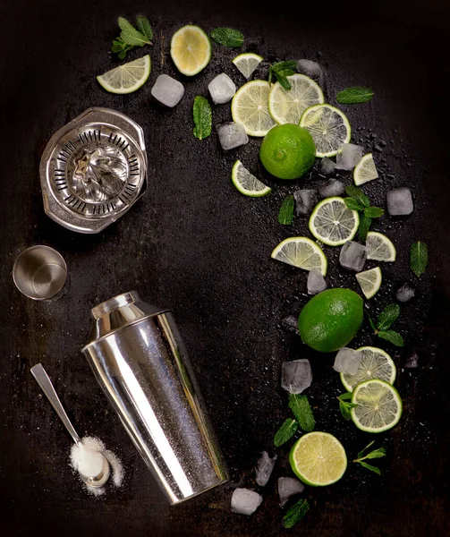 Accesorios Bar Ingredientes Para Cóctel Bebida Lima Menta Hielo — Foto de Stock