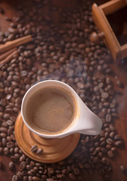 Fried Bright Smoky Grains Coffee Beans Background — Stock Photo, Image