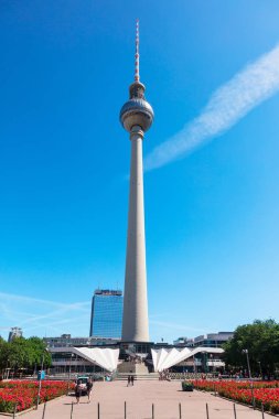 Berlin, Almanya - 6 Haziran. 2018: Fernsehturm bir televizyon kulesi, Merkezi Berlin, Almanya, Alexanderplatz Berlin-Mitte de yakın olduğunu.