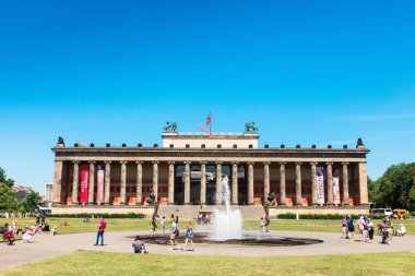 Berlin, Almanya - 6 Haziran 2018: Berlin'de Altes Museum neoklasik bina.