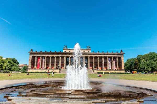 Berlin Almanya Haziran 2018 Lustgarten Çeşme Altes Museum Berlin Neoklasik — Stok fotoğraf