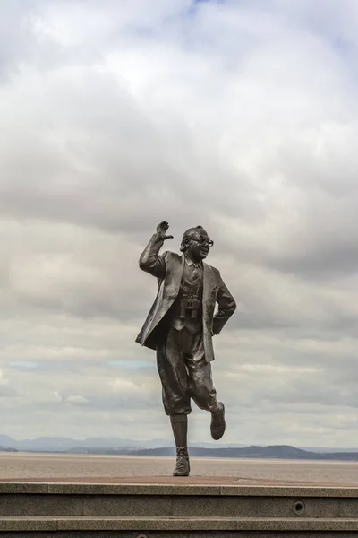 Morecambe Juli 2019 Bronzen Standbeeld Van Beroemde Engelse Komiek Eric — Stockfoto