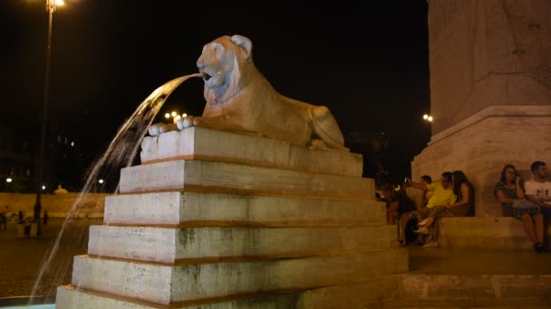 Κρήνη Των Λιονταριών Στη Ρώμη Ανθρώπους Τετράγωνο — Αρχείο Βίντεο