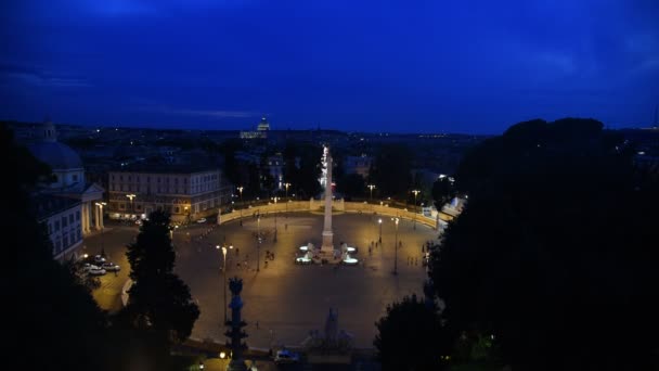Plaza Del Pueblo Roma Vista Panorámica Por Noche — Vídeo de stock