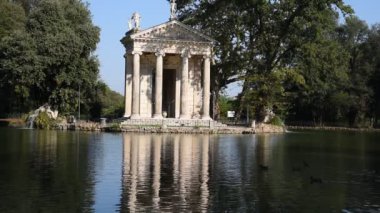 Göl kenarındaki Villa Borghese, Roma, Asklepios Tapınağı
