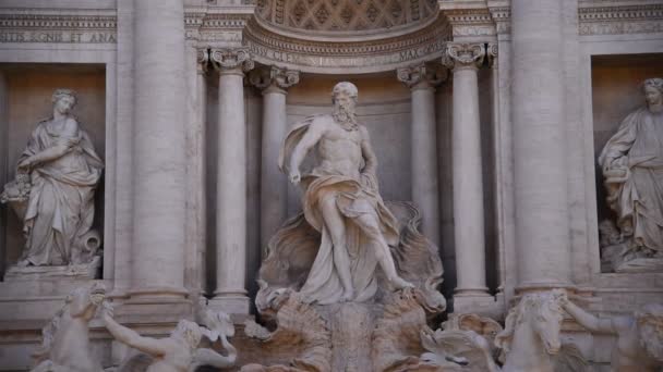 Blick Auf Den Berühmten Trevi Brunnen Rom Bei Nacht Und — Stockvideo