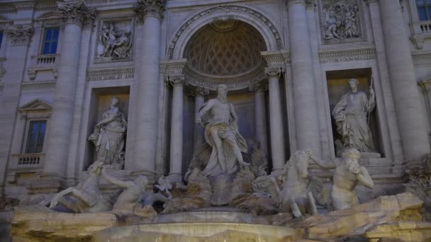 Vista Famosa Fuente Trevi Roma Por Noche Sol — Vídeos de Stock